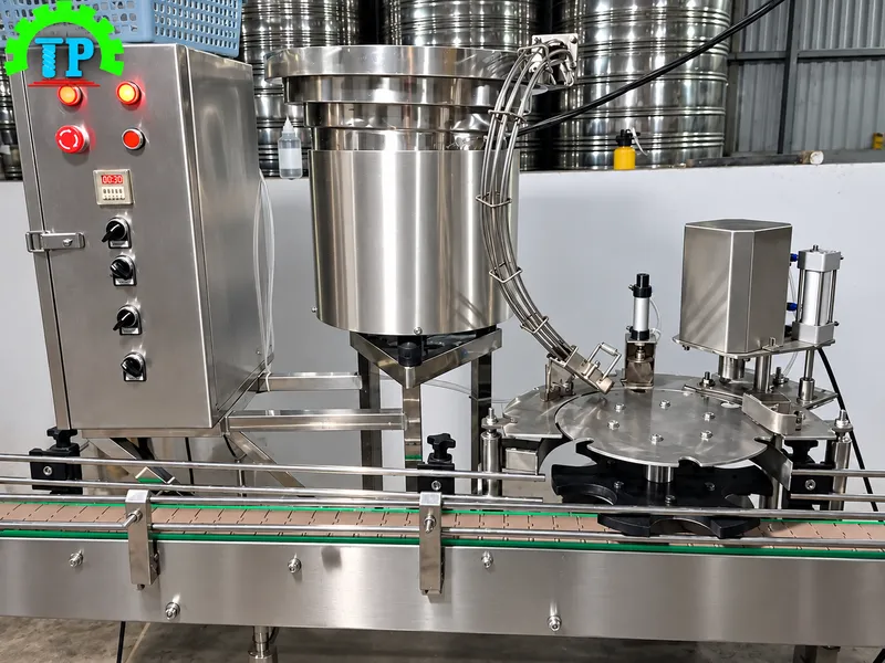 Máy xoáy nắp chai công nghiệp vận hành thử tải trực tiếp tại xưởng Thành Phát