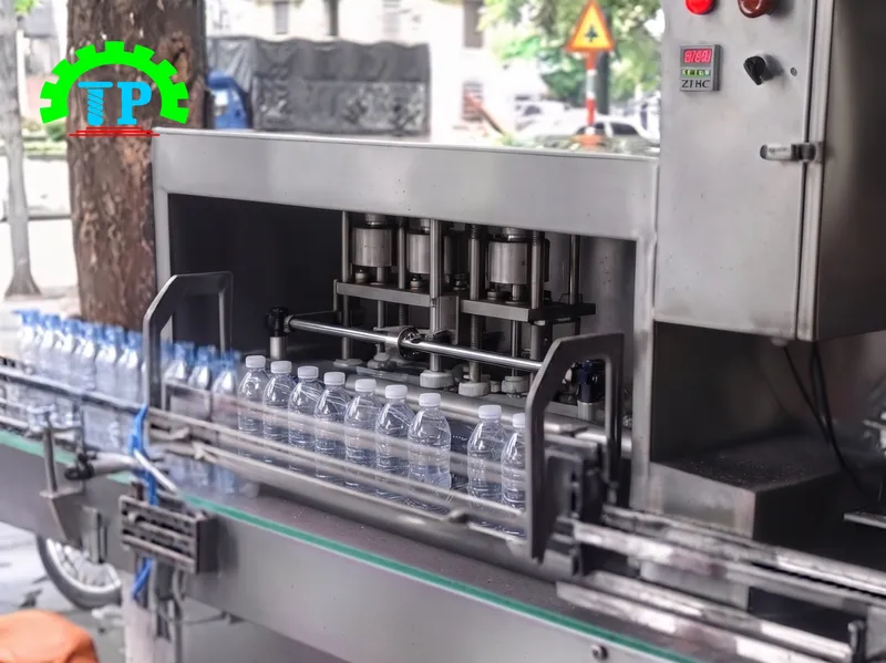 Dây chuyền đóng chai nước tự động chính hãng Thành Phát